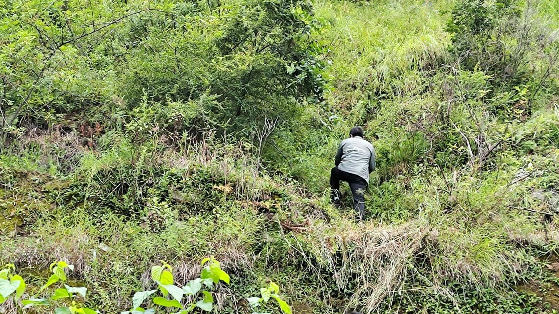 二八一大队开展泸定“9.5”地动震后冕宁县地质灾难应急排查事情